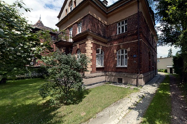 DOM PRZY UL. SZWEDZKIEJ 12, dostępny tylko z zewnątrz