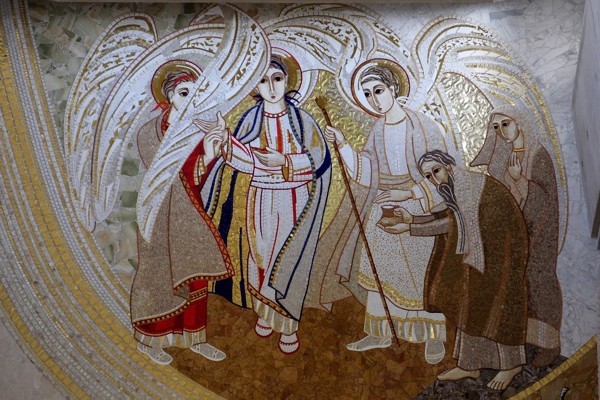 Prezbiterium – ściana centralna 1