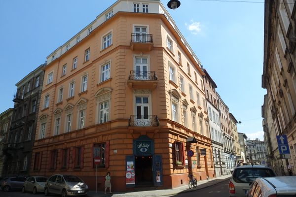 DOM PRZY ULICY FELICJANEK 10, dostępny tylko z zewnątrz