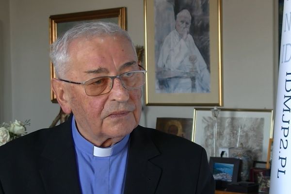 Bp Tadeusz Pieronek