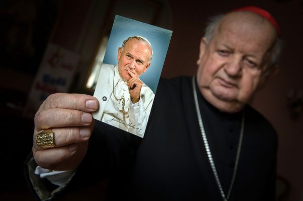 Kard. Stanisław Dziwisz: Jan Paweł II apostołem wolności i pokoju