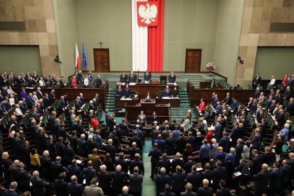 Sejm uczcił 40-lecie pierwszej pielgrzymki Jana Pawła II do Polski