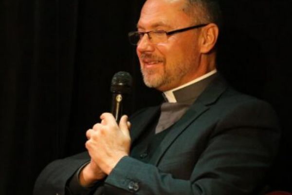 – Odbieram pocztę do Nieba – spotkanie z ks. Sławomirem Oderem