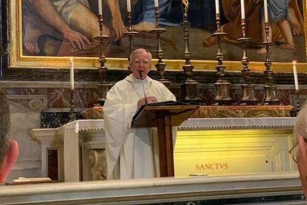 Abp Marek Jędraszewski: Jan Paweł II wzywał, aby się nie lękać i otworzyć się na pokój, który przynosi Chrystus