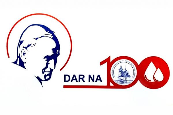 Sto dębów, stu krwiodawców, sto flag na 100. rocznicę urodzin Jana Pawła II