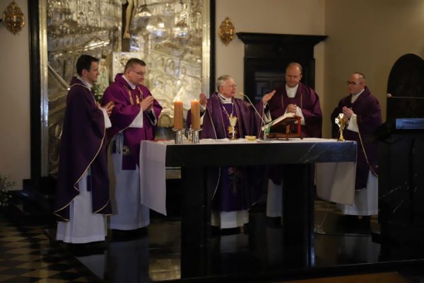 Abp Marek Jędraszewski: Chrystus kluczem do zrozumienia życia i działalności św. Jana Pawła II Wielkiego