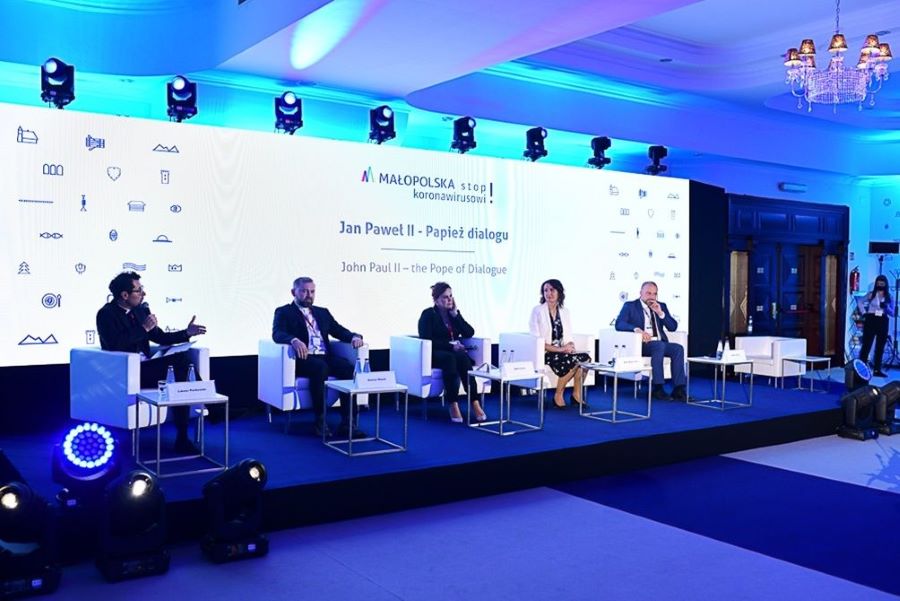 Jan Paweł II nauczycielem dialogu